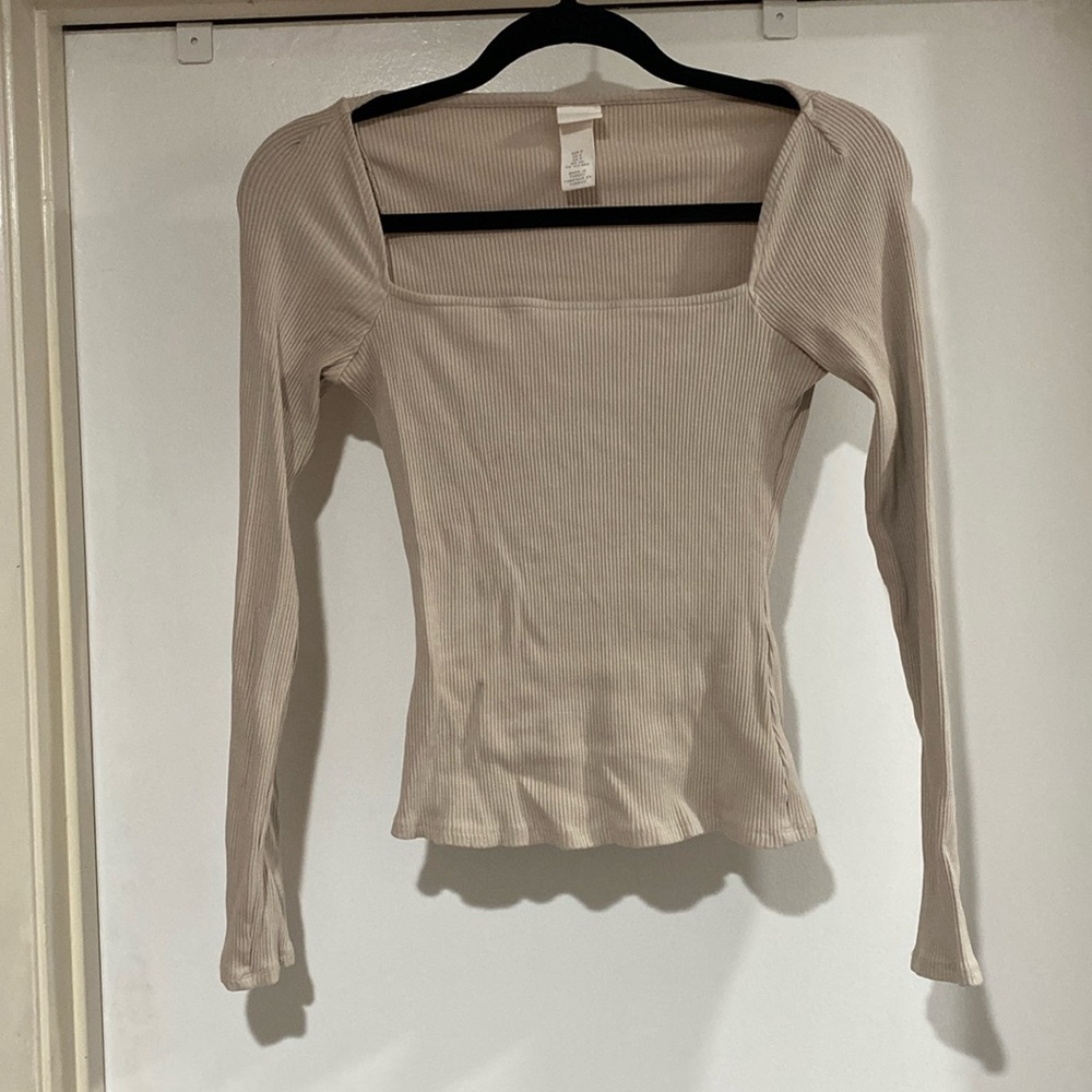 Size Small H & M long sleeve blouse